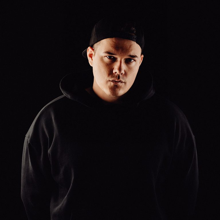 NoooN, artist on the WIRD WILD label